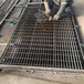 河北镀锌平台钢格板厂家供应平台承重钢格板花园喷水池盖板