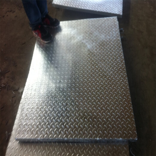 河北镀锌钢格栅厂家供应锯齿型钢格板麻花钢钢格板