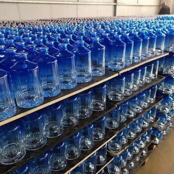 玻璃酒瓶厂家长期供应玻璃白酒瓶加工定制玻璃酒瓶
