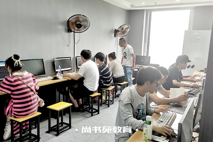 8課照2022.jpg