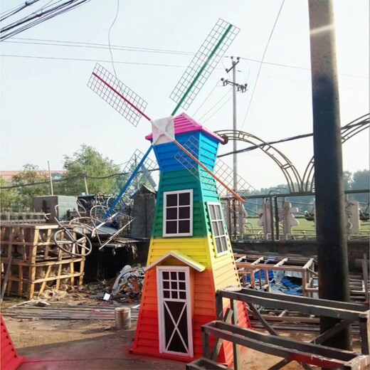 鐵藝荷蘭風(fēng)車(chē)，景觀風(fēng)車(chē)雕塑加工廠家