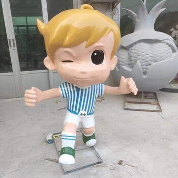 玻璃鋼卡通踢足球的小孩兒雕塑