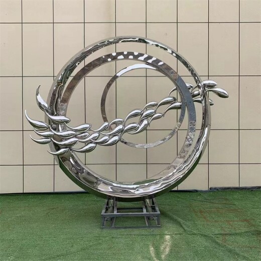 不銹鋼魚群和圓環(huán)雕塑定制廠家