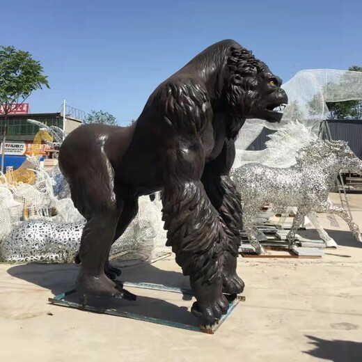 玻璃鋼仿真大猩猩雕塑制作廠家