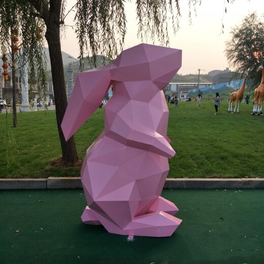 不銹鋼幾何切面兔子雕塑制作廠家