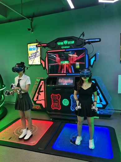 大型VR行走品台HTC体感一体机商场开店VR体验馆