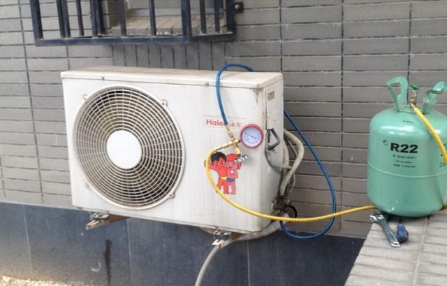 浦东新区八佰伴空调维修，1匹空调加氟多少钱空调移机