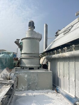 二手九成新山和SHM189高速環(huán)輥磨高嶺土超細(xì)磨粉機(jī)