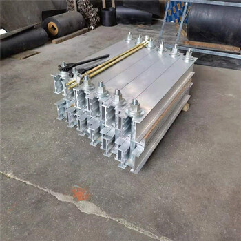 輸送帶全自動(dòng)硫化機(jī)電熱式皮帶硫化機(jī)皮帶水冷硫化機(jī)