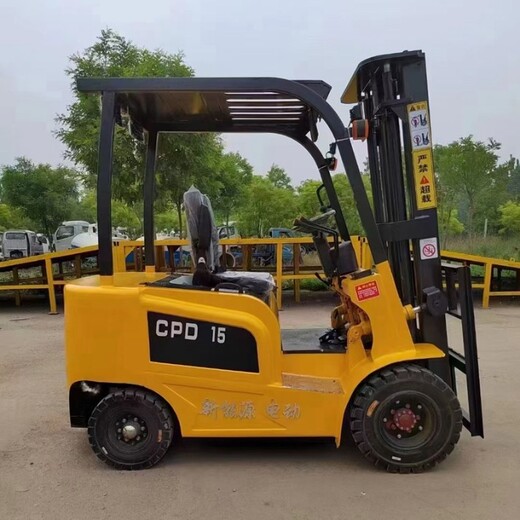 小型鋰電叉車1噸四輪座駕式電動(dòng)升降車鋰電池新能源推高車