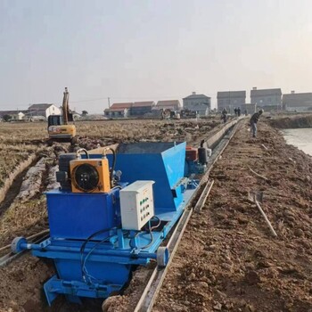 水渠現澆成型機混凝土襯砌渠道機現澆式水渠成型機