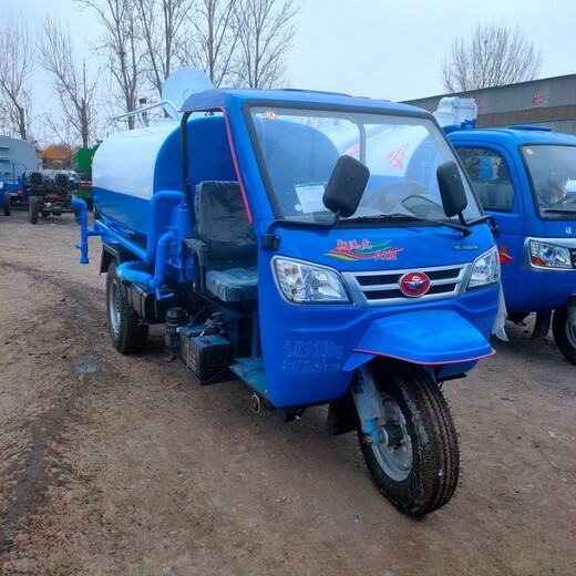 灑水車(chē)園林綠化灑水車(chē)柴油三輪霧炮灑水車(chē)消毒噴霧車(chē)