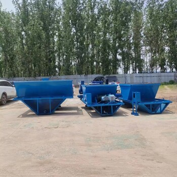 水溝襯砌成型機(jī)農(nóng)田水渠成型機(jī)自行走溝渠滑模機(jī)