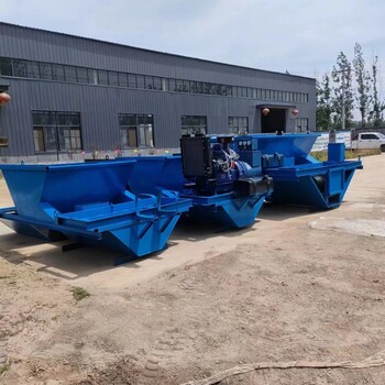 水溝襯砌成型機(jī)農(nóng)田水渠成型機(jī)自行走溝渠滑模機(jī)