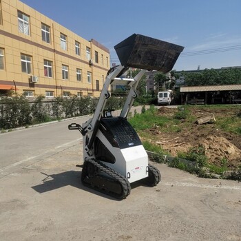 履帶式滑移裝載車出口工程滑移裝載機(jī)小型滑移裝載機(jī)規(guī)格