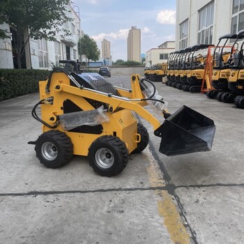 出口小型滑移式裝載機(jī)迷你滑移式裝載車380型輪式多功能滑移鏟車