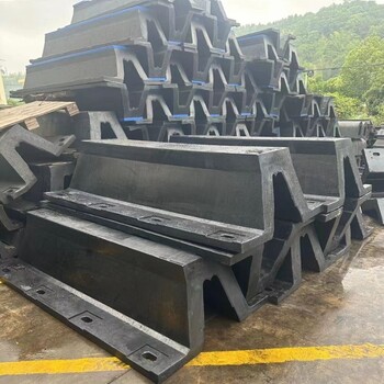 橡膠護(hù)舷板D型橡膠護(hù)舷船用D型防撞護(hù)舷船用橡膠護(hù)舷