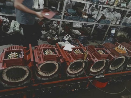 沈陽電機(jī)受潮維修.jpg