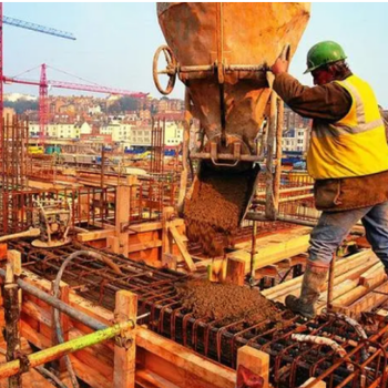 出国打工南京人在澳大利亚做建筑工保底月薪3.2万起包吃合法工签