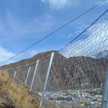 黃土邊坡防護網高速山體防護網
