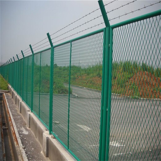 公路護(hù)欄網(wǎng)質(zhì)量好壞的判斷