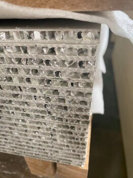 保定竹木纖維集成墻板鋁蜂窩木飾面PU文化石廠家