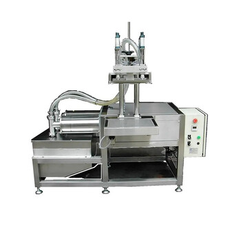 自動(dòng)稱重灌裝機(jī)_25公斤食用油灌裝機(jī)