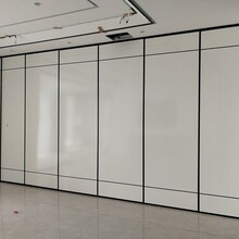 展厅活动隔断墙博物馆艺术馆画廊移动隔断屏风推拉折叠门活动展板图片