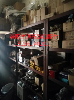 供應(yīng)洛陽(yáng)壓路機(jī)風(fēng)扇葉洛建lss220壓路機(jī)風(fēng)扇葉路通壓路機(jī)風(fēng)扇