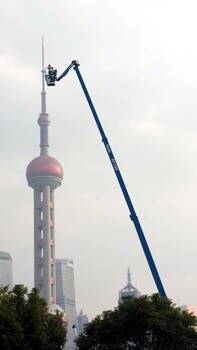 上海市臨港片區(qū)四團(tuán)附近26米33米直臂登高車包月價(jià)格
