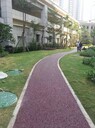 宜春旅游小鎮(zhèn)透水混凝土彩色路面海浪灰露骨料透水道路建設(shè)