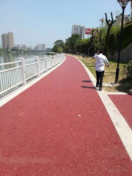 莆田工業(yè)園透水混凝土彩色路面停車場(chǎng)透水地面高承載地坪