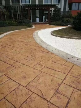 云南紅河州學校彩色路面壓模混凝土仿工磚地坪仿木紋人行道