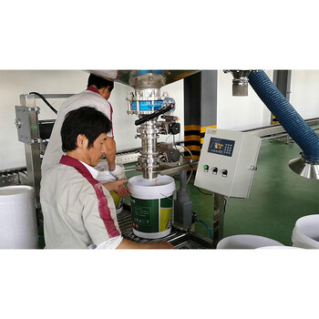 液上灌裝機(jī)_1升棉籽油灌裝機(jī)