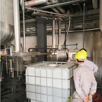 全自动液下式压盖机1200L吨桶稀释剂压盖机