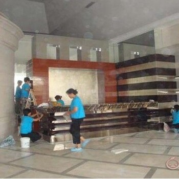 南京江宁区江军大道附近开荒保洁擦玻璃地毯清洗一站式服务公司