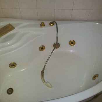 上海青浦区浴缸维修浴缸不下水溢水口维修