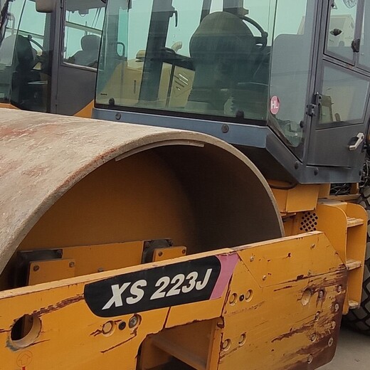 徐工22噸壓路機車況