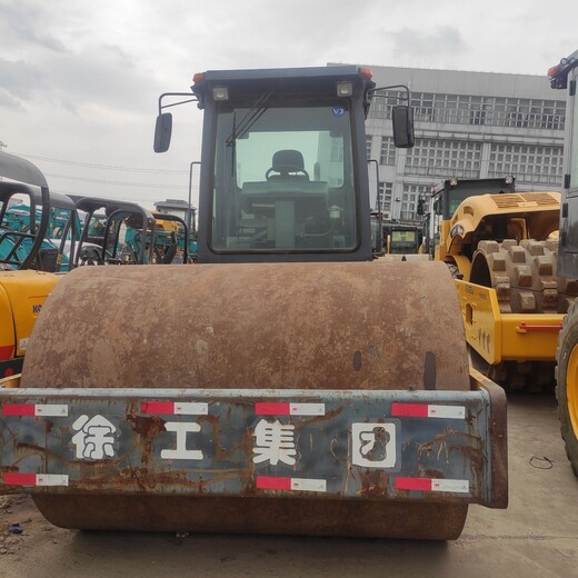 223徐工二手壓路機(jī)購(gòu)買
