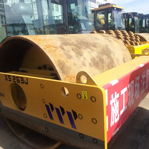 震動26噸壓路機出售