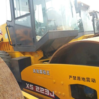 出售徐工震動(dòng)壓路機(jī)26噸工作125小時(shí)