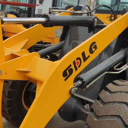 平價(jià)二手臨工小鏟車30報(bào)價(jià)