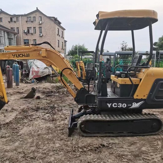 玉柴30-8微挖二手格小挖機(jī)