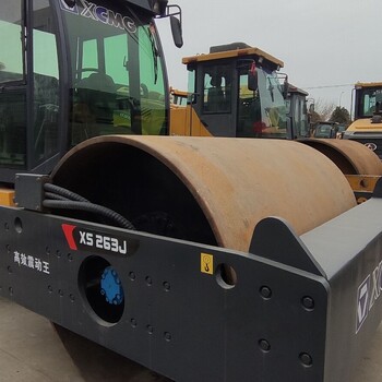 2019年液壓壓路機報價徐工26噸