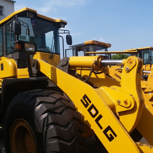 臨工50裝載機(jī)9成新鏟車