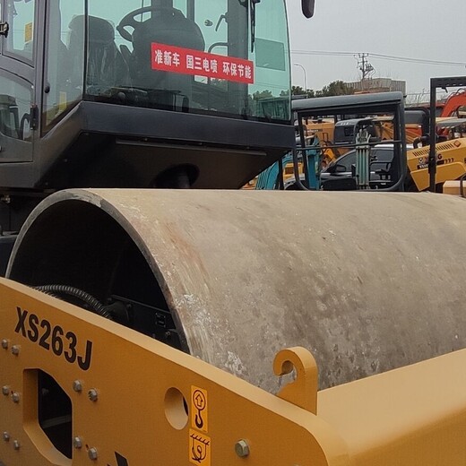 低報(bào)價(jià)壓路機(jī)26噸震動(dòng)徐工二手