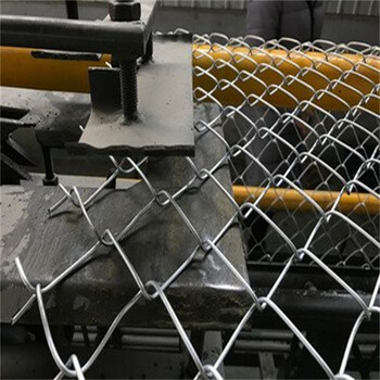 河北礦用菱形錨網(wǎng)廠(chǎng)家供應昌都果園圈地隔離護欄