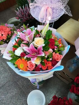 南四環(huán)草橋花卉市場(chǎng)位于花鄉(xiāng)西路23號(hào)