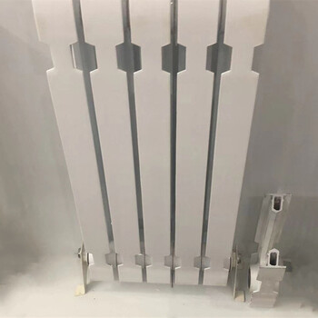 TZY2-100/6-8(10)柱翼平面780型鑄鐵散熱器
