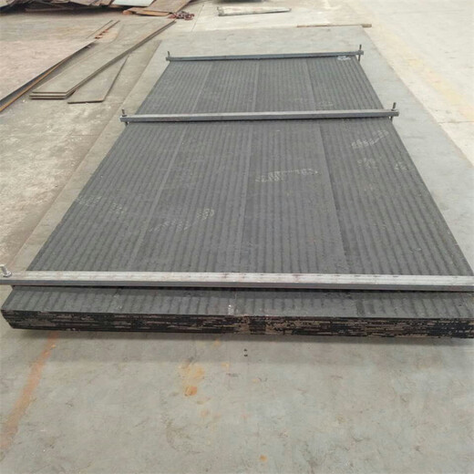 龙岩堆焊碳化钨耐磨板激光切割Q355基板价格